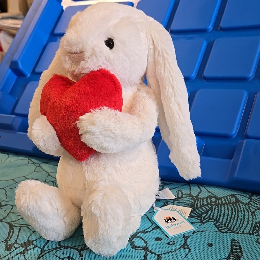 NWT Jellycat Medium Bashful Bunny with Red Heart